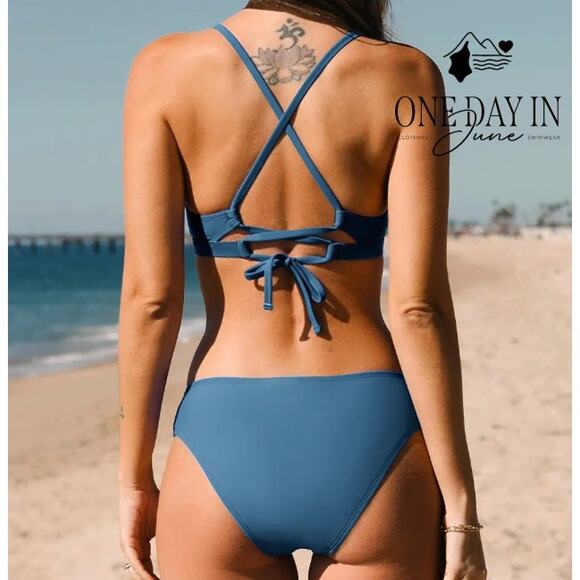 Cupshe Tie Back Bikini Swimsuit Size M - Picture 2 of 7